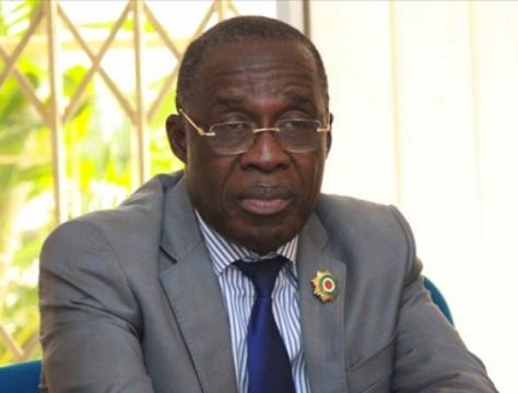 Docteur Eugène Aka Aouélé, Ministre de la Santé de Côte d'Ivoire.