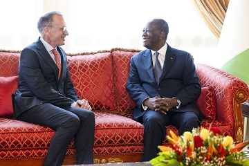 Côte d'Ivoire / Diplomatie : Le Chef de l’État reçois les Lettres de Créance de cinq nouveaux Ambassadeurs accrédités en Côte d’Ivoire