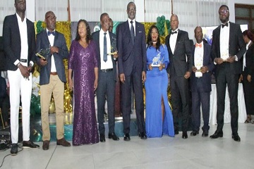 Côte d'Ivoire / Awards des mouvements associatifs du PDCI : Tidjane Thiam honore Lessiéhi Mathias et les Mouvements Associatifs pro-PDCI